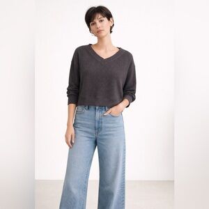 Madewell Waffle Knit Thermal V-Neck Top Charcoal Gray Cropped
Long Sleeve